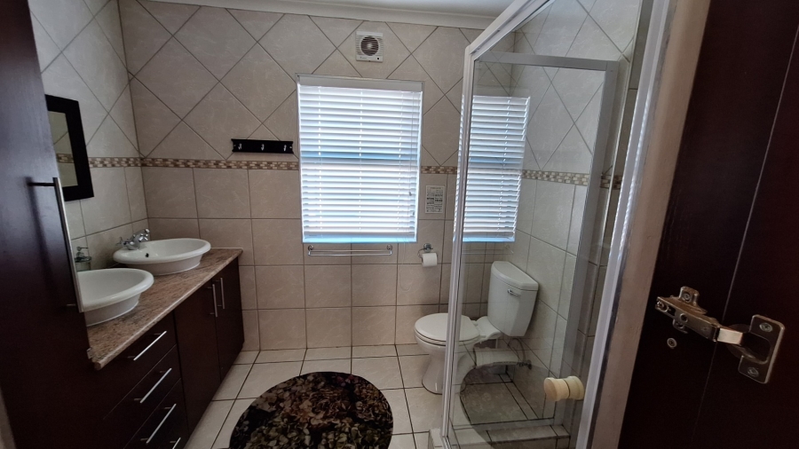 6 Bedroom Property for Sale in Dwarskersbos Western Cape